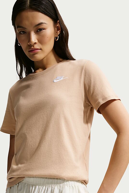 NIKE W Nsw Tee Club på