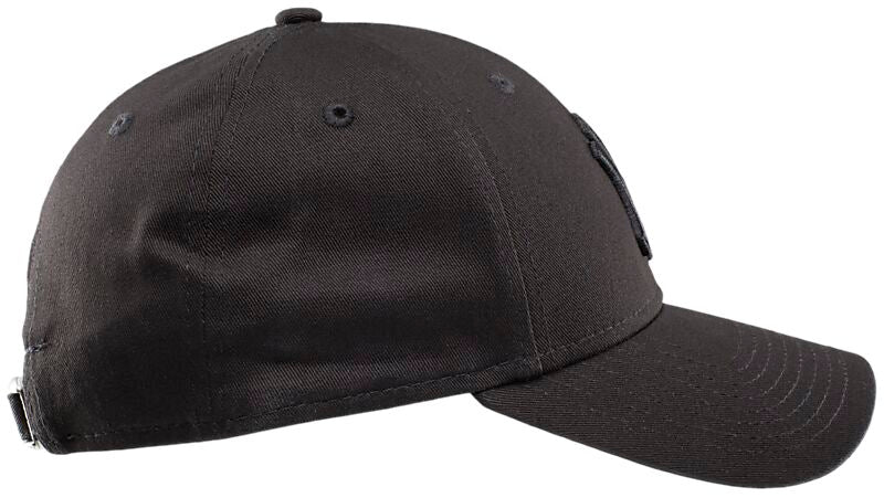 NEW ERA 9Forty League Ess W på
