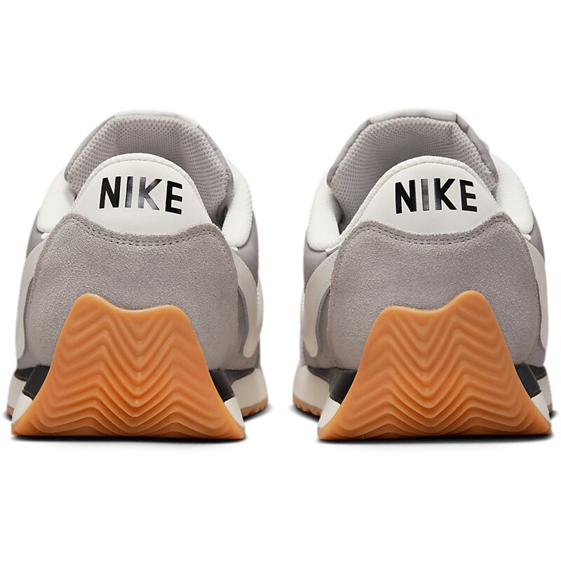 NIKE M Pacific på