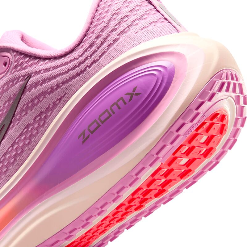 NIKE W Vomero Plus på