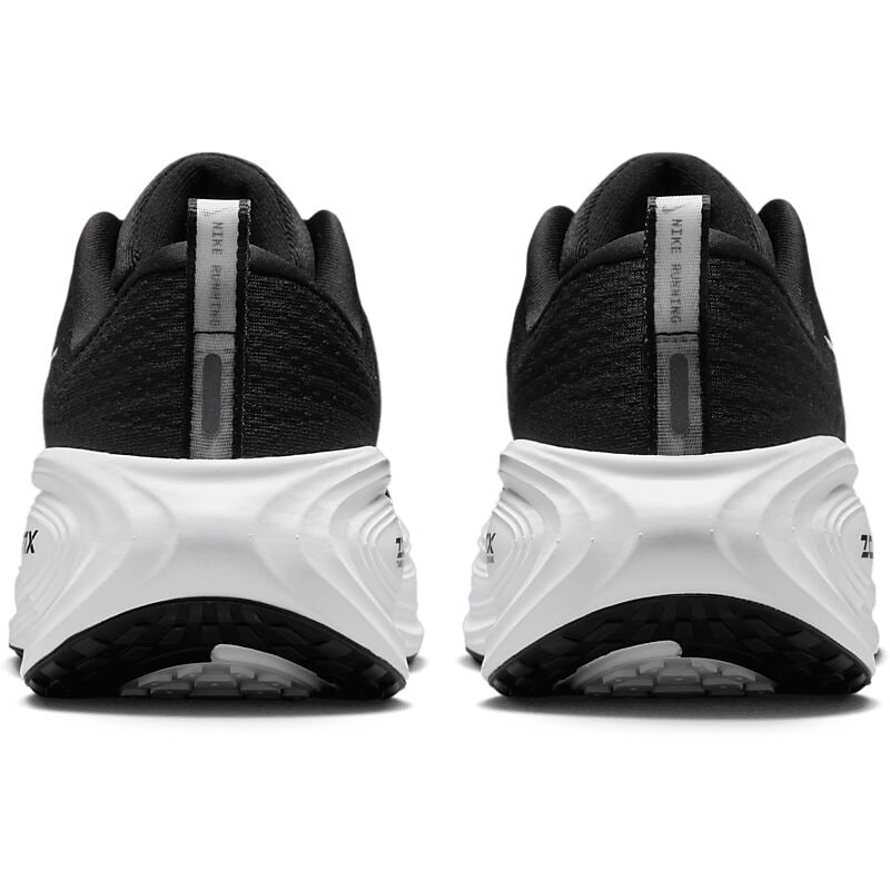 NIKE W Vomero Plus på