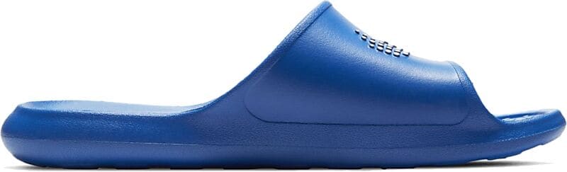 NIKE M Victori One Shower på