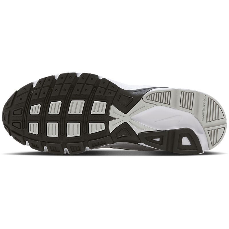 NIKE M Initiator på