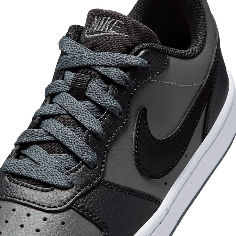 NIKE J COURT BOROUGH LOW GS på