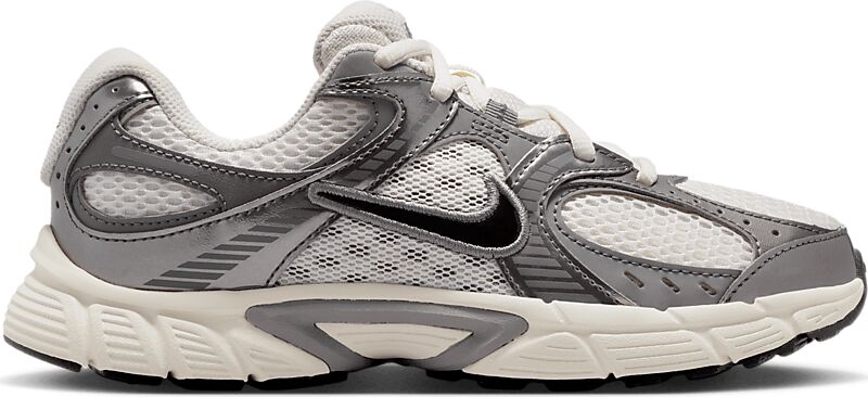 NIKE Older Kids' Shoes V5 Rnr på