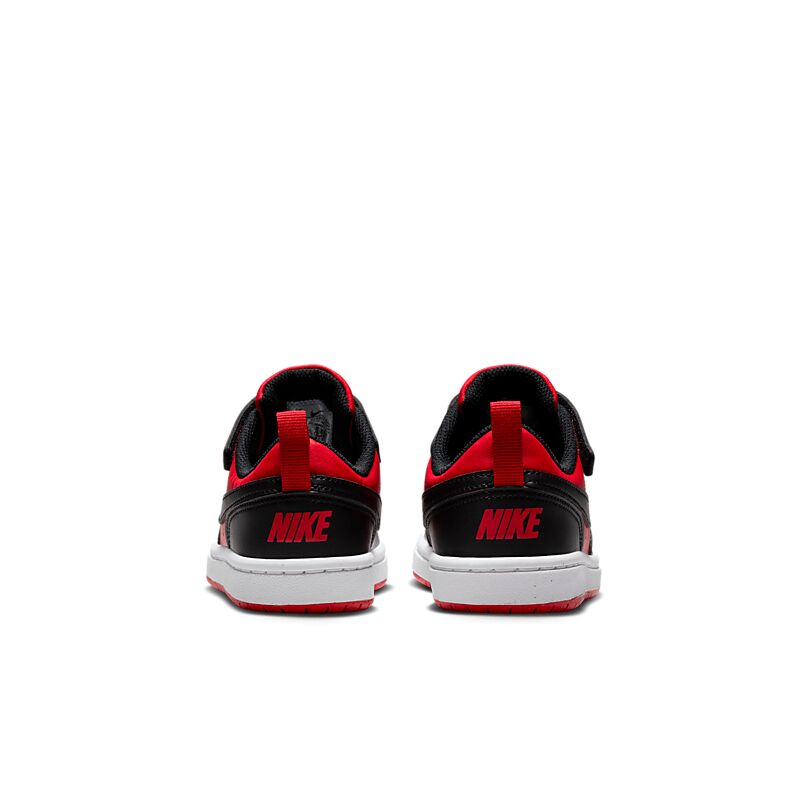 NIKE J Court Borough Low Ps på