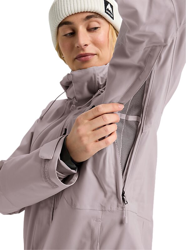 BURTON W RESERVE INSULATED SLIM JKT på