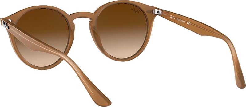 RAY-BAN RB2180 på