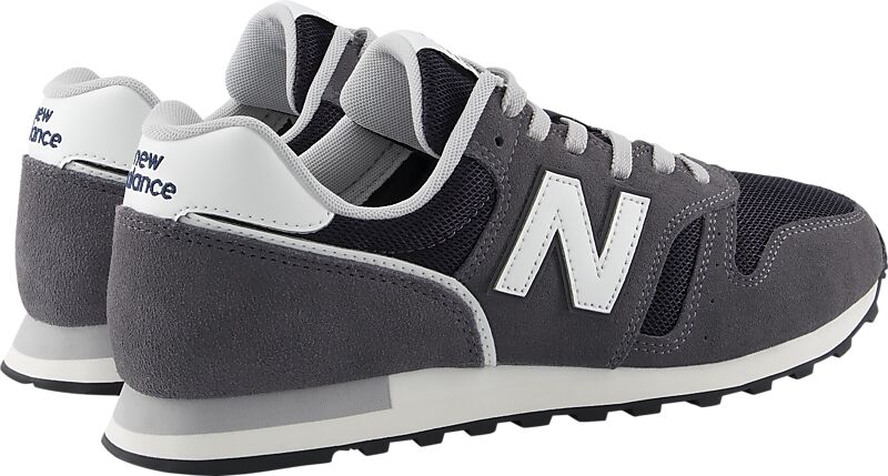 NEW BALANCE M 373 på