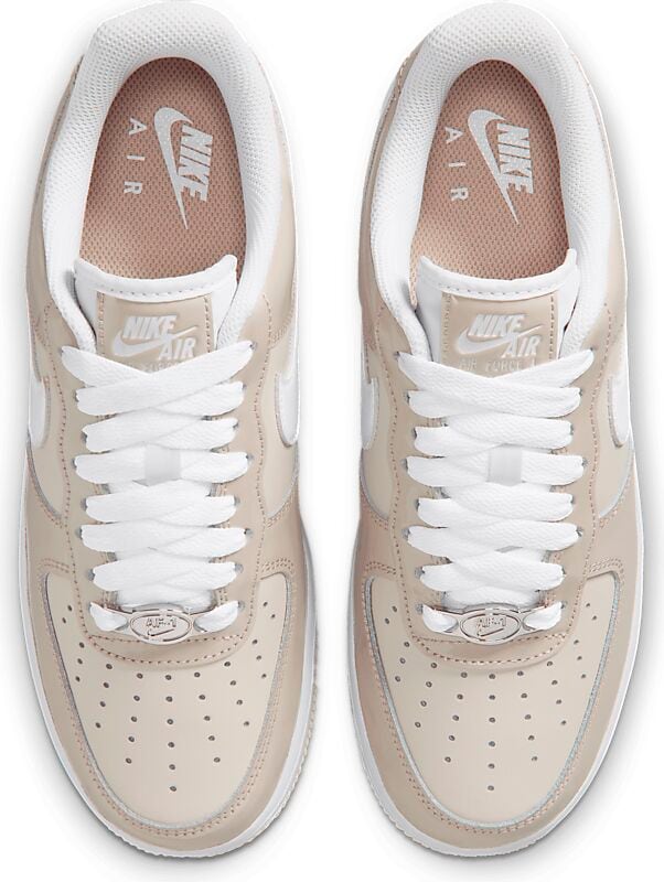 NIKE W AIR FORCE 1 på