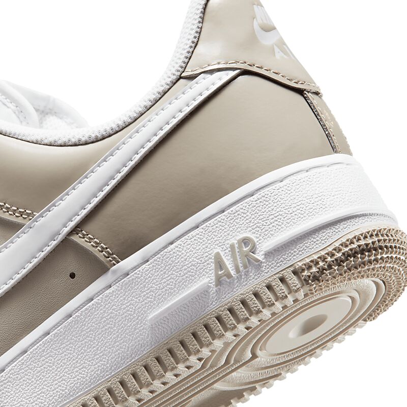 NIKE W AIR FORCE 1 på