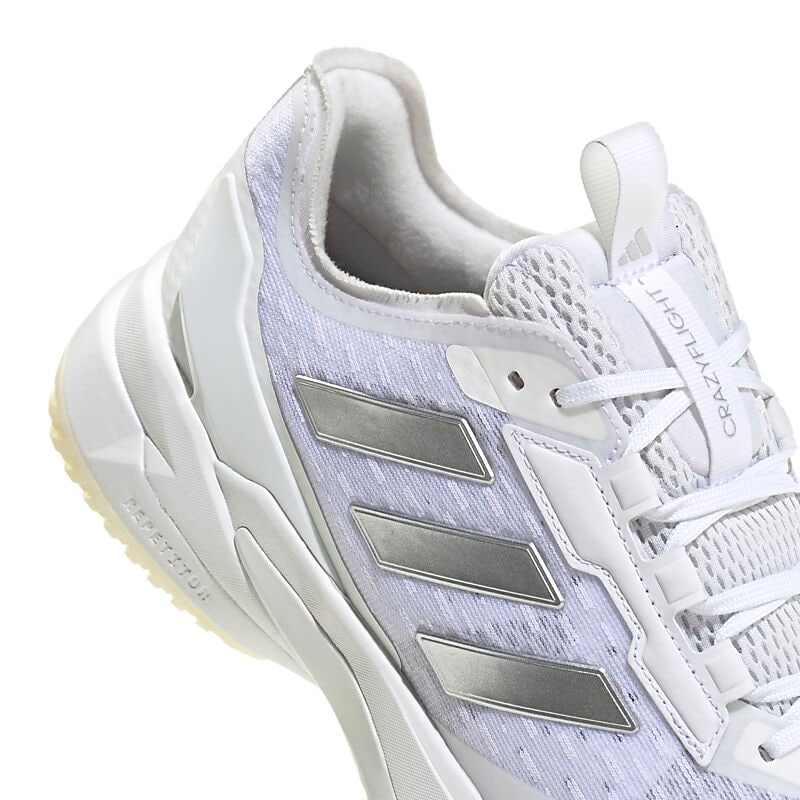 ADIDAS Crazyflight 6 W på