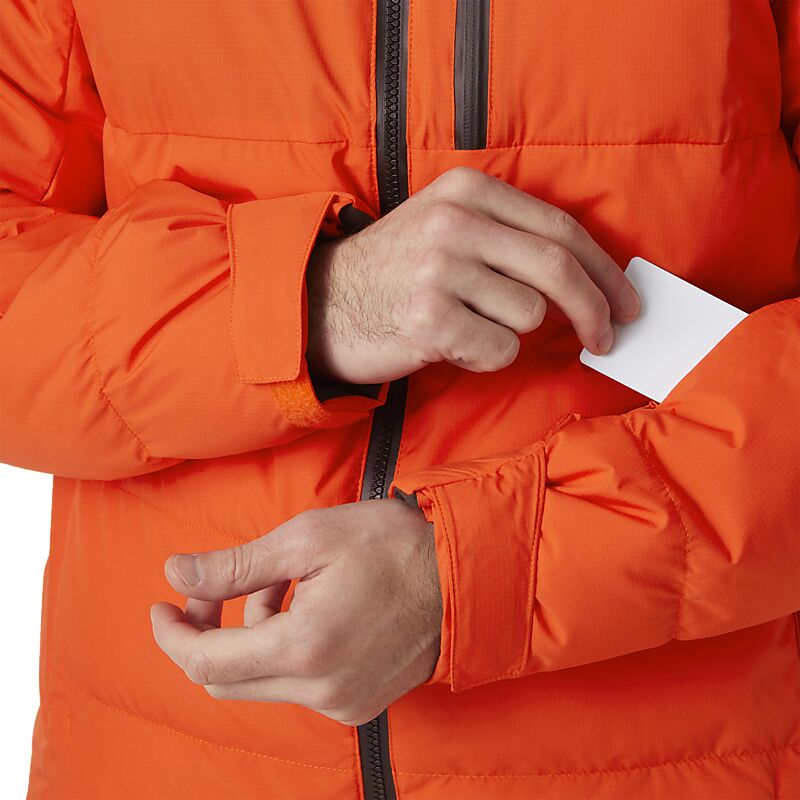 HELLY HANSEN Kvitfjell Race Puffy Jacket på