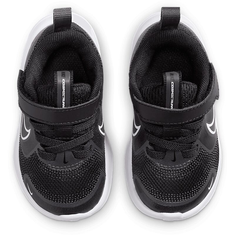 NIKE K Cosmic Runner på