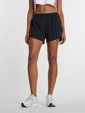 NEW BALANCE W ATHLETICS RUN SHORTS 5" på