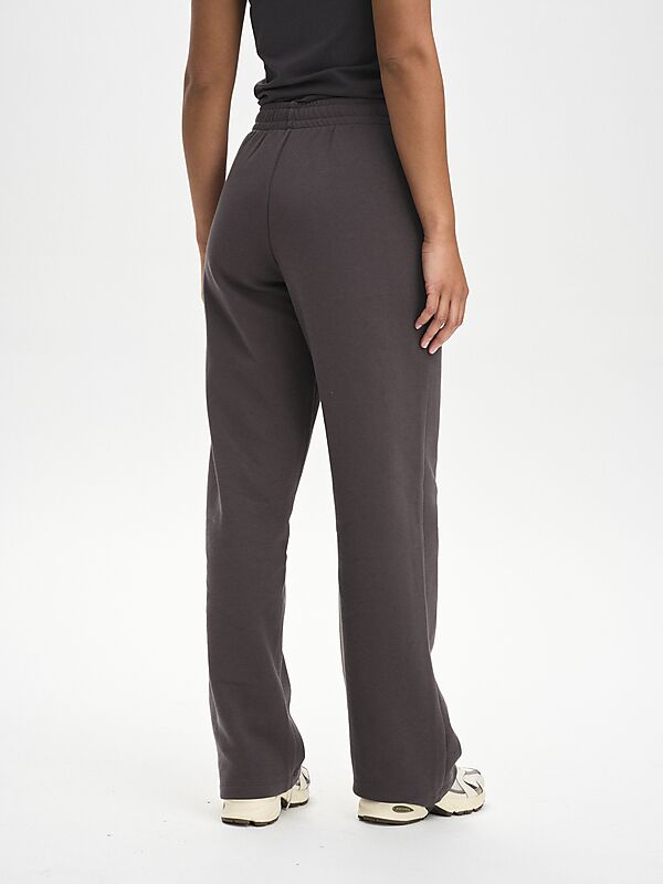 SOC W Core Straight Pant på