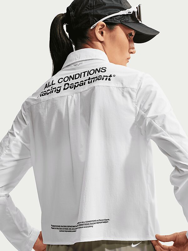 NIKE W ACG "AIREEZ" JACKET på