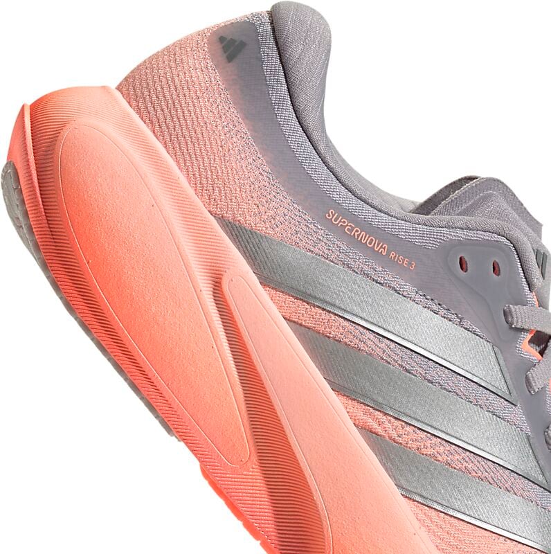 ADIDAS W SUPERNOVA RISE 3 på