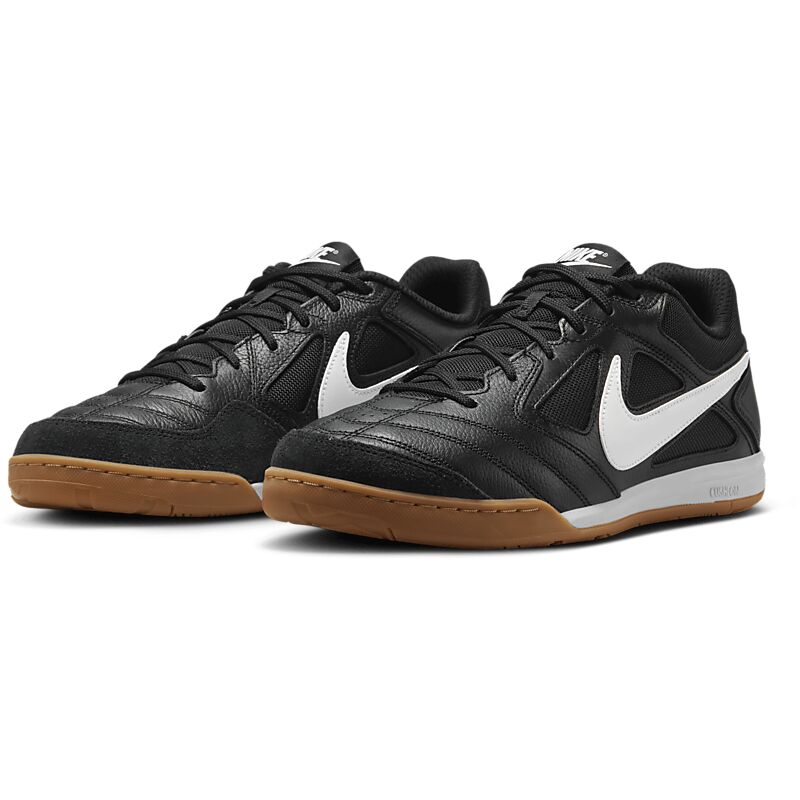 NIKE M Gato på