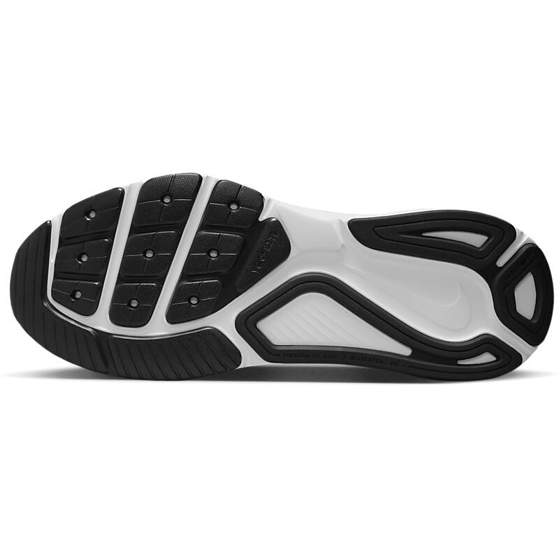NIKE W Structure 26 på
