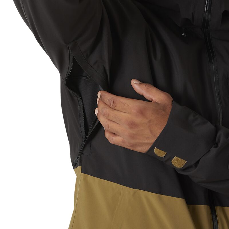 HELLY HANSEN Powderface Jacket på