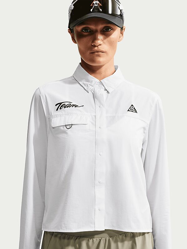 NIKE W ACG "AIREEZ" JACKET på