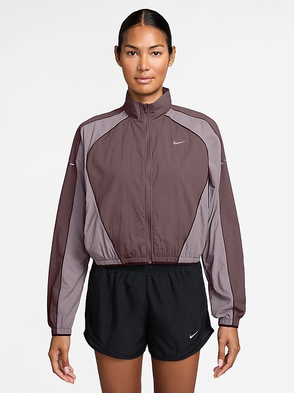 NIKE W SWIFT UV REPEL JACKET NV på