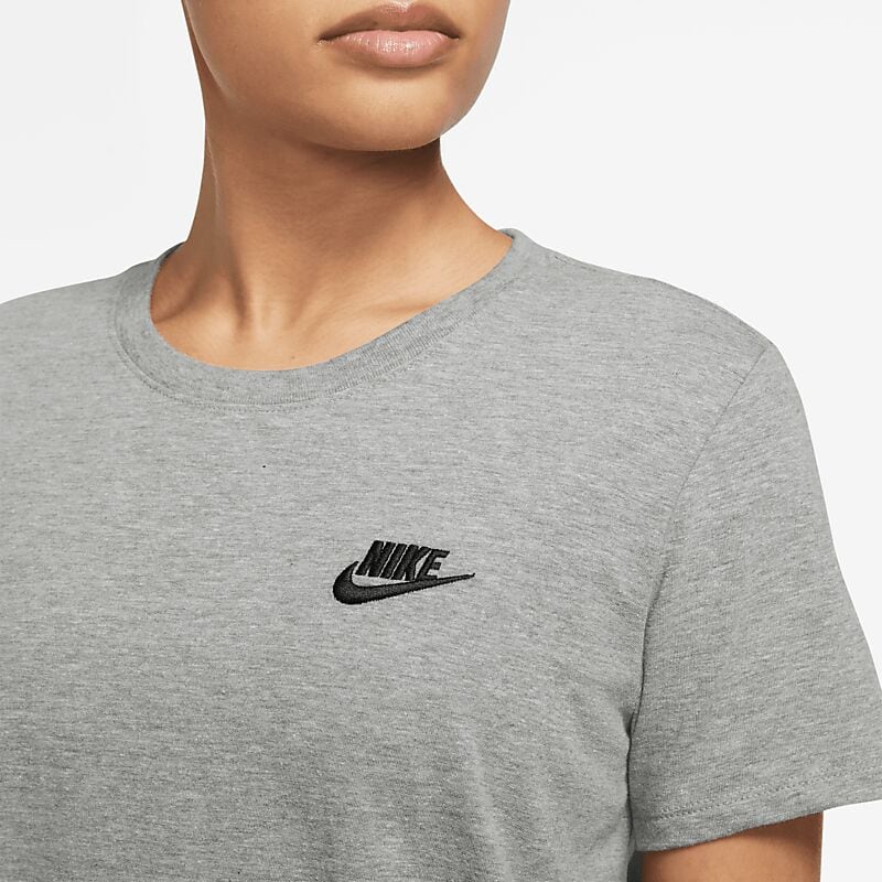 NIKE W Nsw Tee Club på
