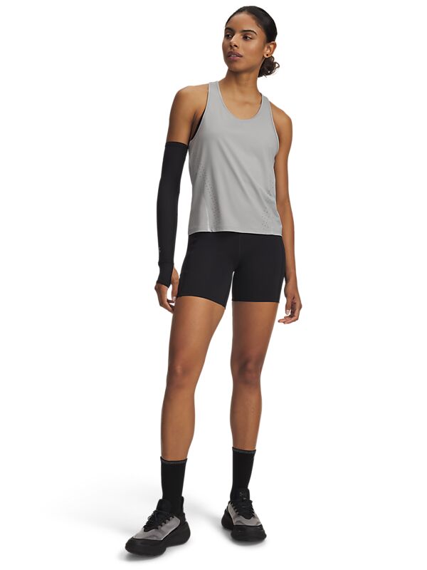 UNDER ARMOUR W VELOCITI 6" FITTED SHORTS på