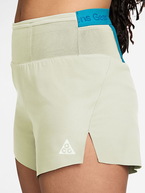 NIKE W ACG TRAIL DF MRBF 4IN SHORTS på