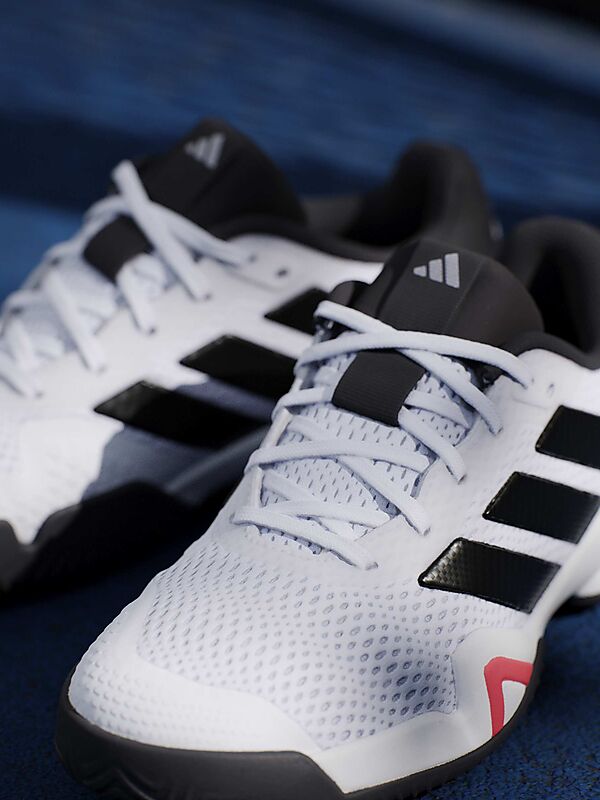 ADIDAS BARRICADE K på