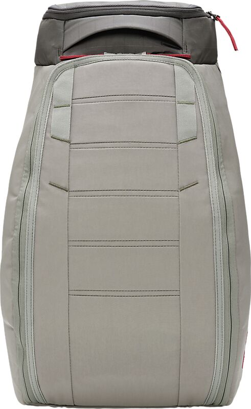 DB Hugger Backpack 30L på