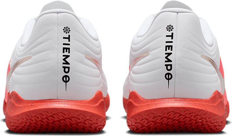 NIKE TIEMPO MAESTRO CLUB IC på