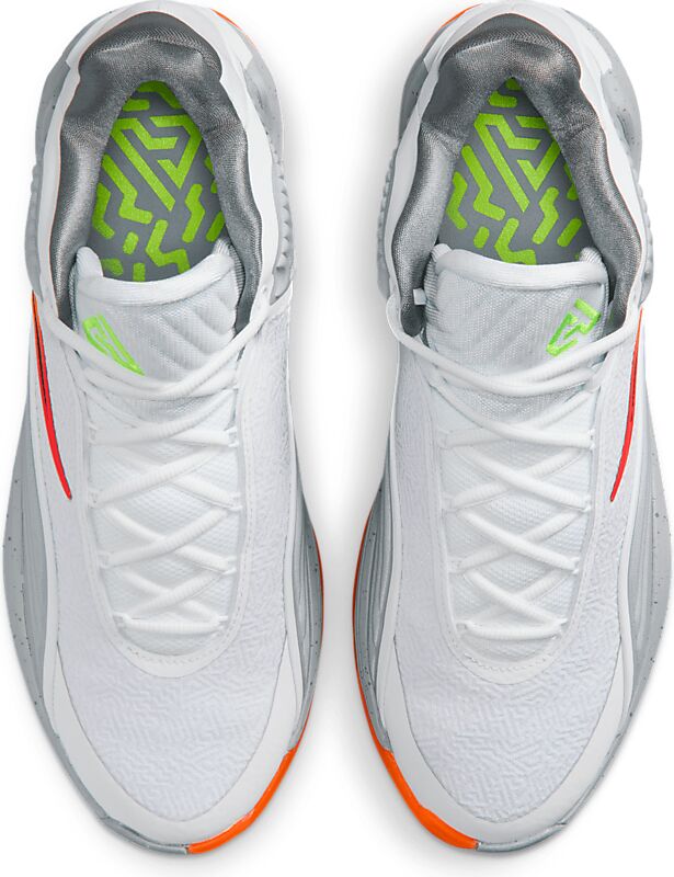 NIKE Giannis Freak 7 på