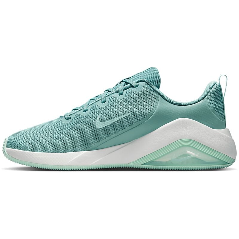 NIKE W Bella 7 på