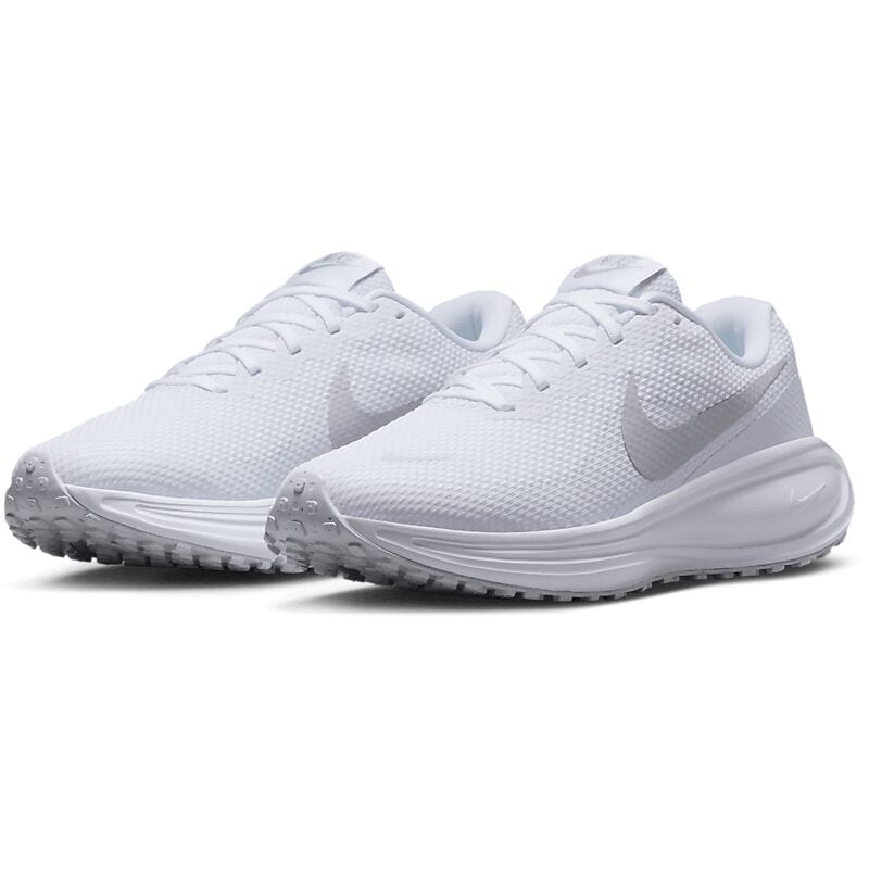 NIKE W Revolution 8 på