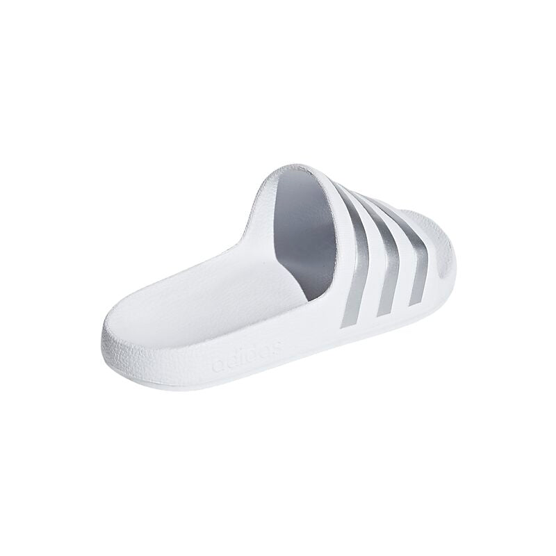 ADIDAS J Adilette Aqua K på