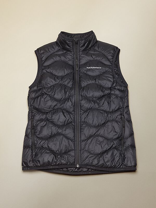 PEAK PERFORMANCE W Helium Down Vest på