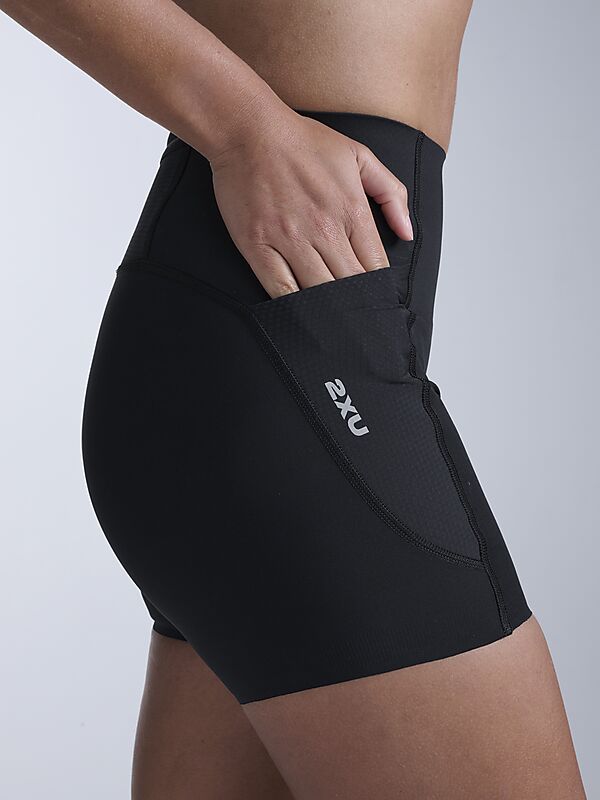 2XU AERO MESH HI-RISE COMPRESSION 4 INCH SHORTS på