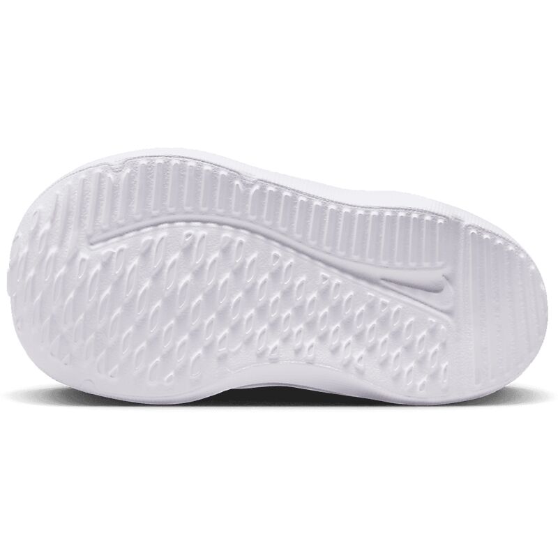 NIKE K Cosmic Runner på