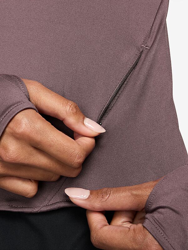 NIKE Nike Swift Women'S Dri-Fit Uv 1/2-Z på