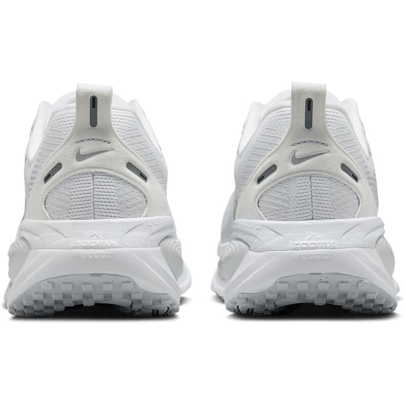 NIKE W Vomero 18 på
