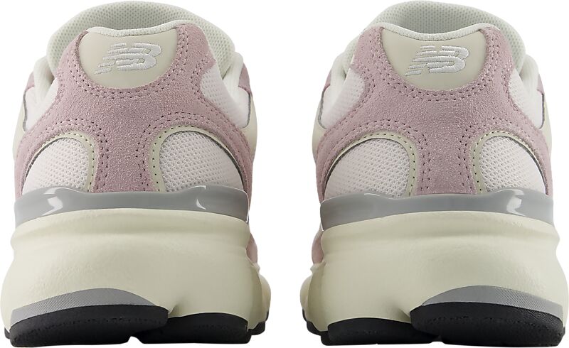 NEW BALANCE W 603 på