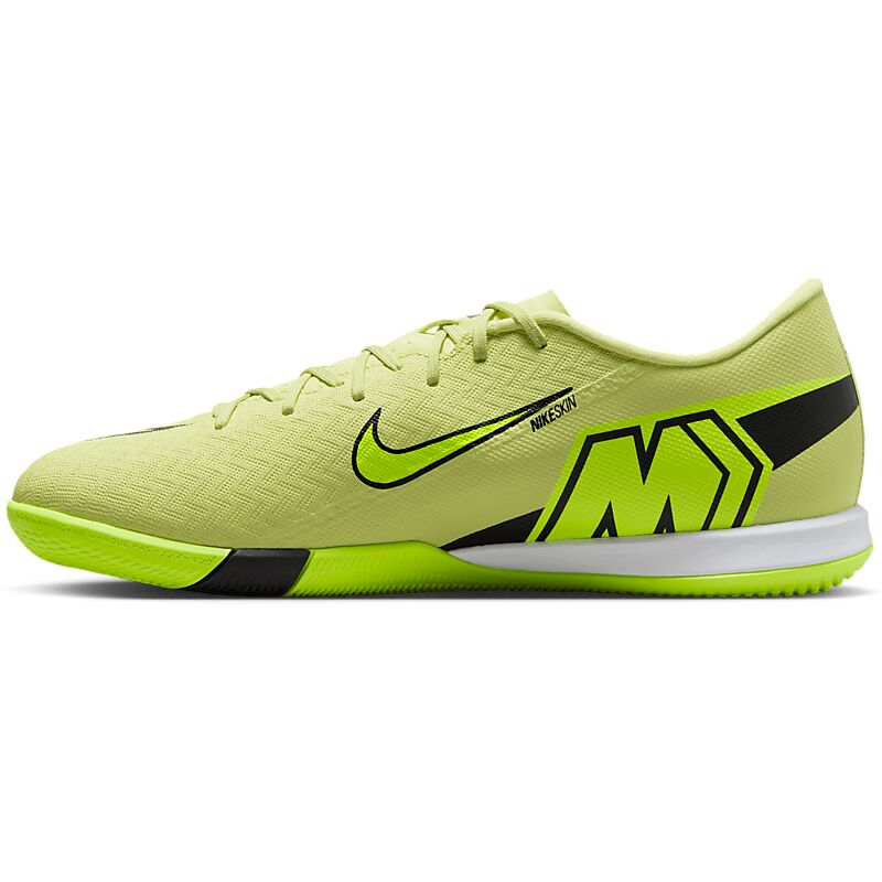 NIKE Zoom Vapor 16 Academy Ic på