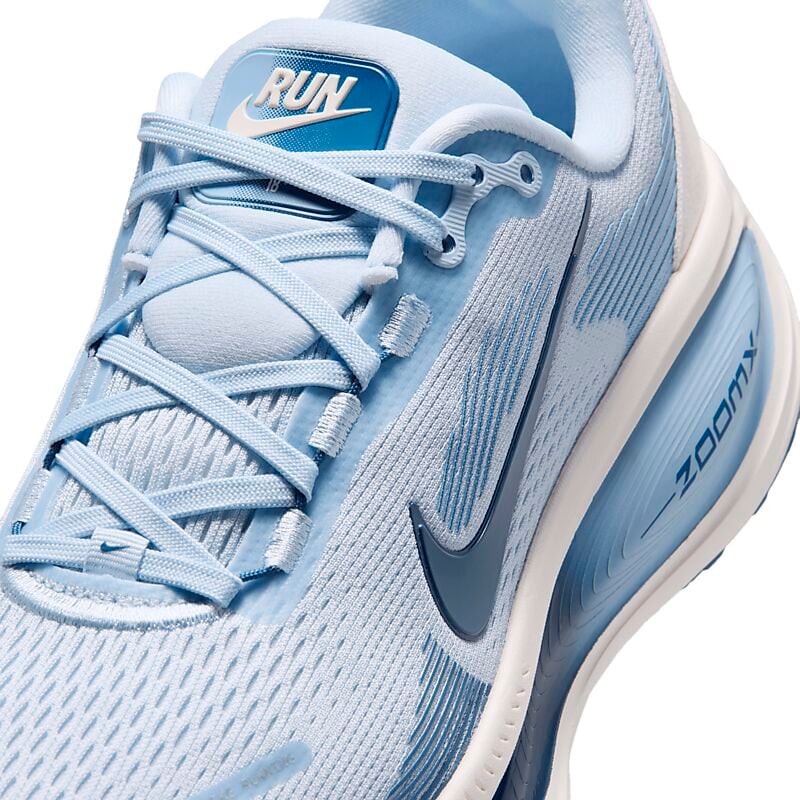 NIKE W Vomero 18 på