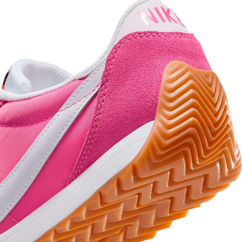 NIKE W Pacific på