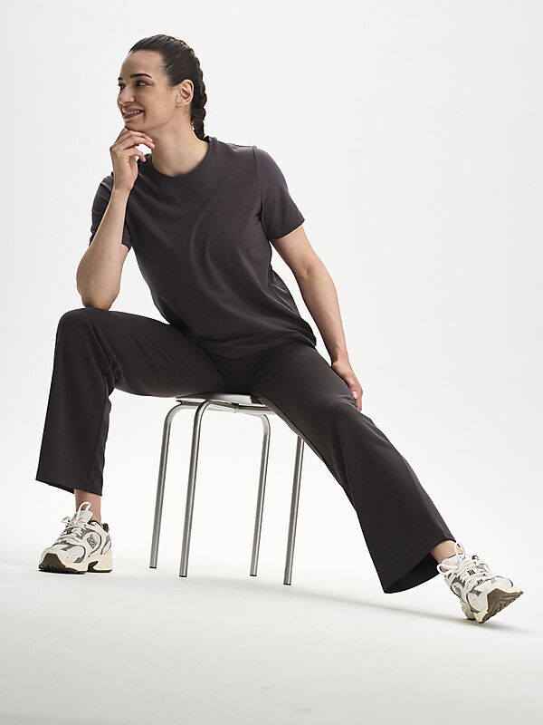 SOC W REGULAR FIT R-NECK TEE på
