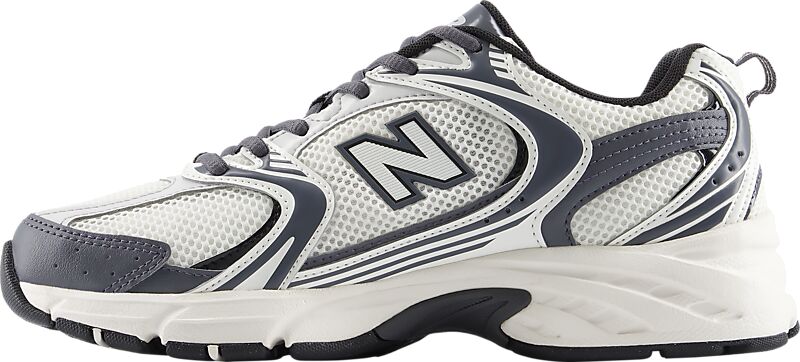 NEW BALANCE W 530 på
