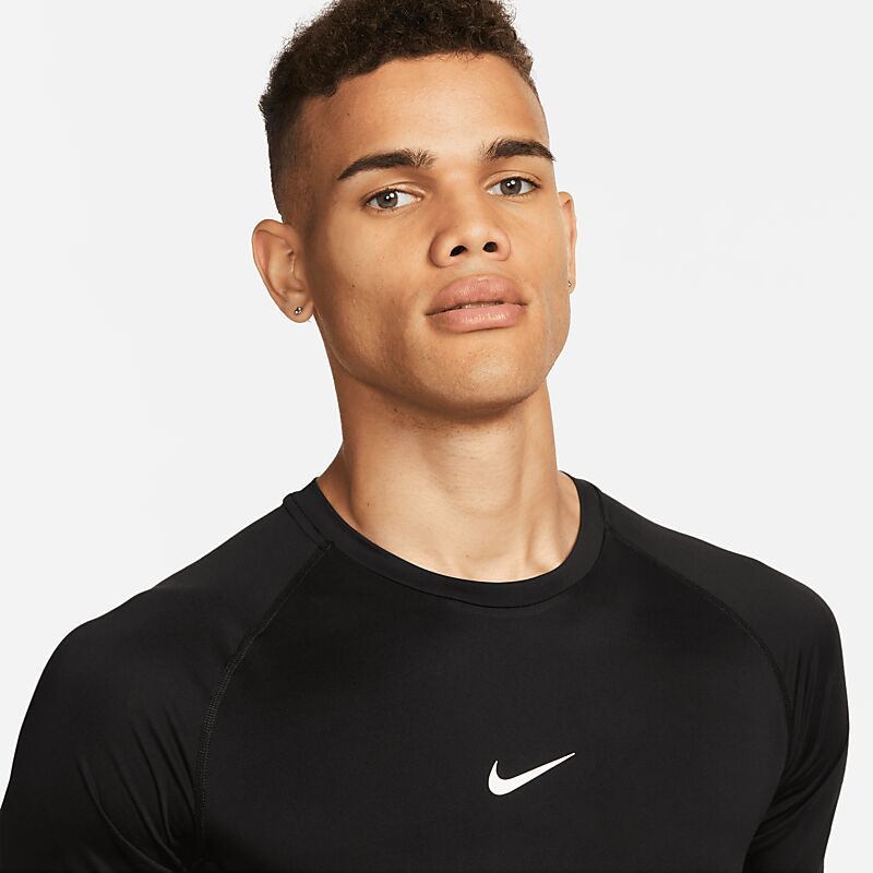NIKE M Np Df Tight Top Ss på