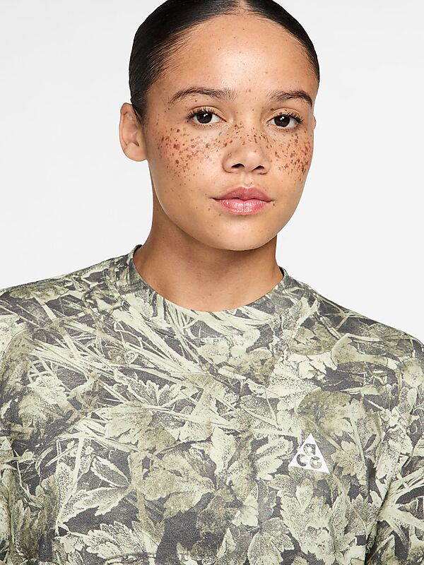 NIKE W ACG DF SS TEE på